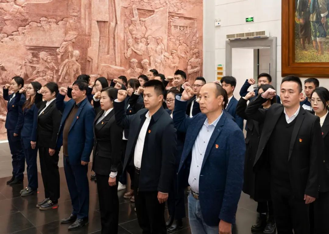 南昌向遠軌道技術(shù)學(xué)校黨支部組織開展“3.23”趕考日警示教育活動